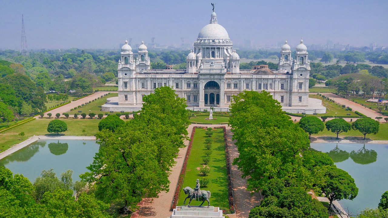 Best Tourist Places to Visit in Kolkata